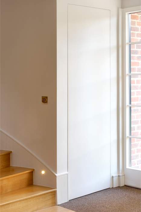 Hidden cupboard door hinges deals